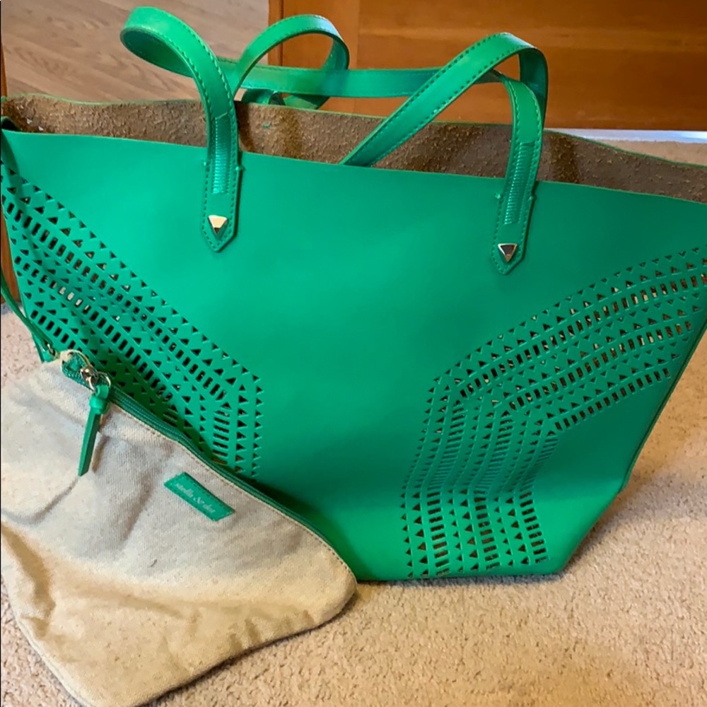 Stella & Dot Filmore Bag Kelly Green